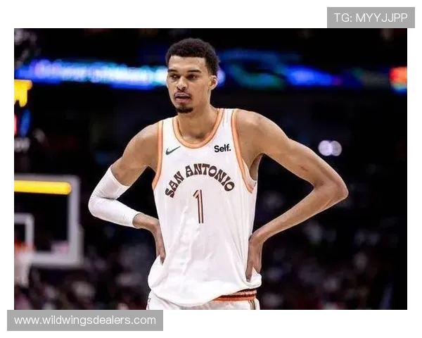 ESPN百大球星榜出炉追梦位列五十一弗拉格力压乔治三球成焦点 ESPN百大球星榜出炉追梦位列五十一弗拉格力压乔治三球成焦点